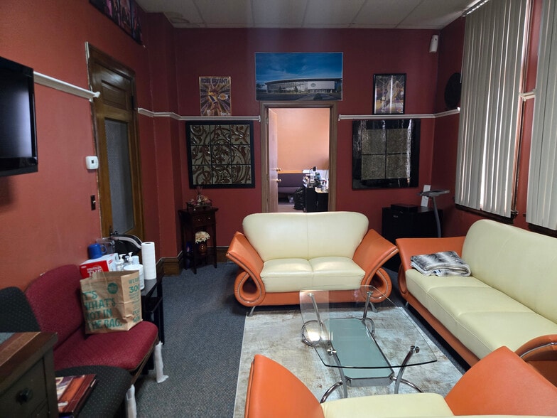 More Photos Of 697 13th Ave NE, Minneapolis Religious Facility For Sale