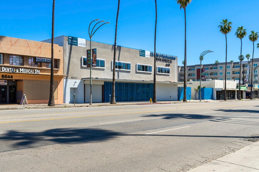 More Photos Of 6640 Van Nuys Blvd, Van Nuys Office For Lease