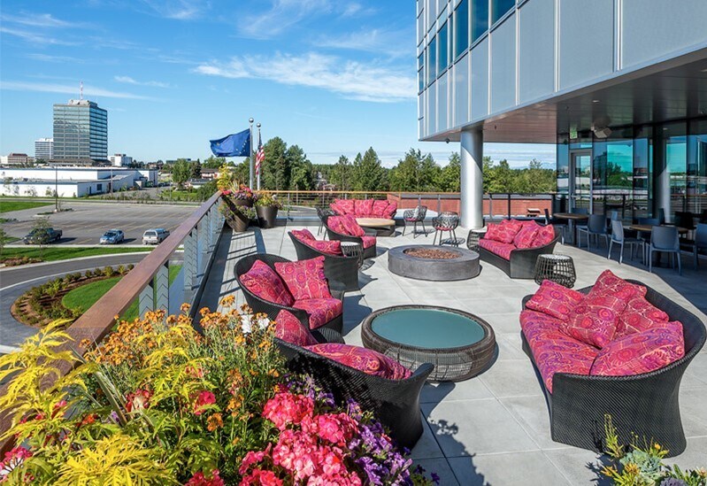 More Photos Of 725 E Fireweed Ln, Anchorage Office For Lease