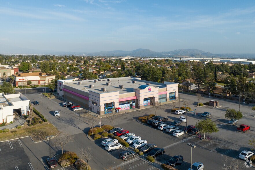 More Photos Of 1321 W Foothill Blvd, Rialto Freestanding For Sale