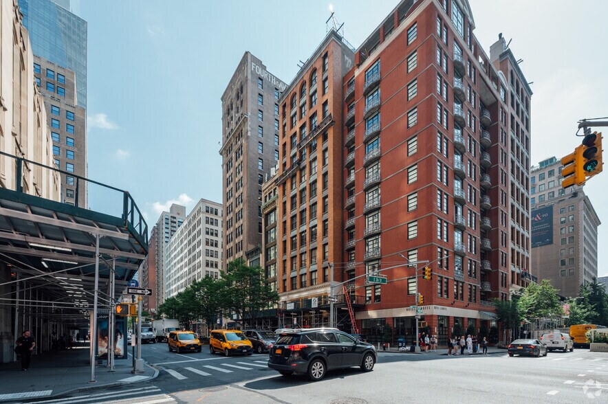 More Photos Of 373 Park Ave S, New York Office For Lease