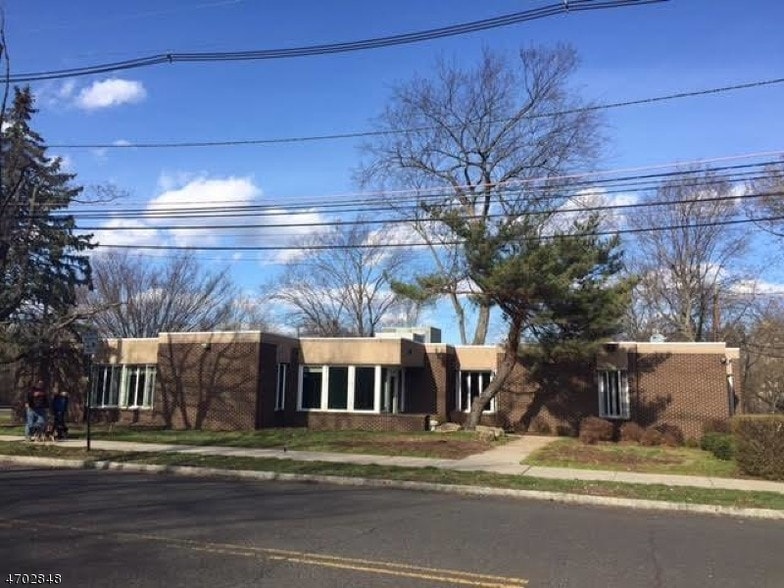 More Photos Of 2 Park Ave, Somerville Office For Sale