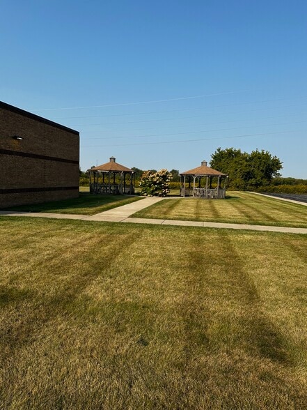 More Photos Of 3930 Traxler Ct, Bay City Medical For Sale