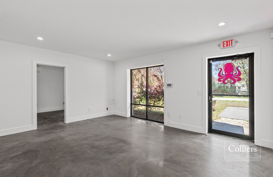 More Photos Of 7329 Spa Rd, Charleston Warehouse For Lease