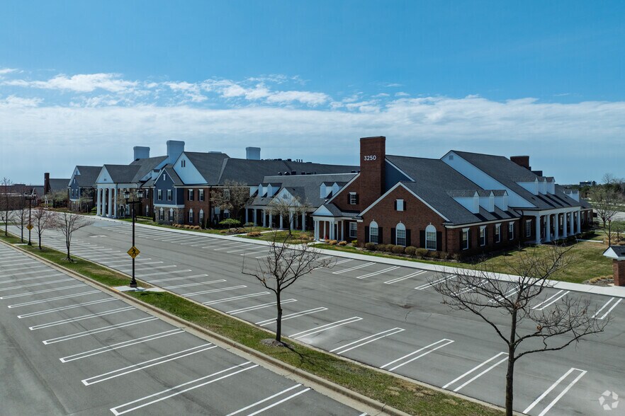 More Photos Of 3250-3256 University Dr, Auburn Hills Medical For Lease