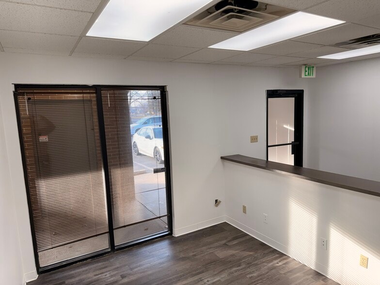 More Photos Of 1201 N Post Rd, Indianapolis Medical For Lease