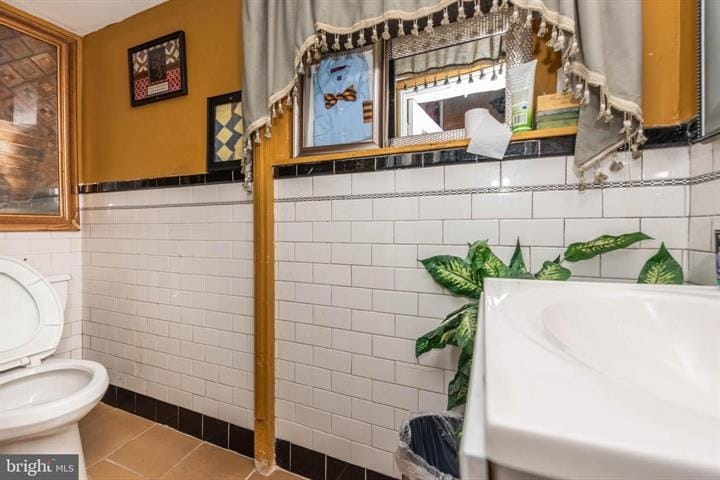 More Photos Of 527 Scott St, Baltimore Religious Facility For Sale