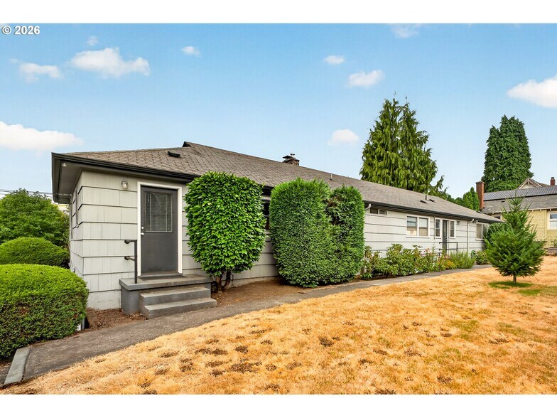 More Photos Of 1250 SE 46th Ave, Portland Multifamily For Sale