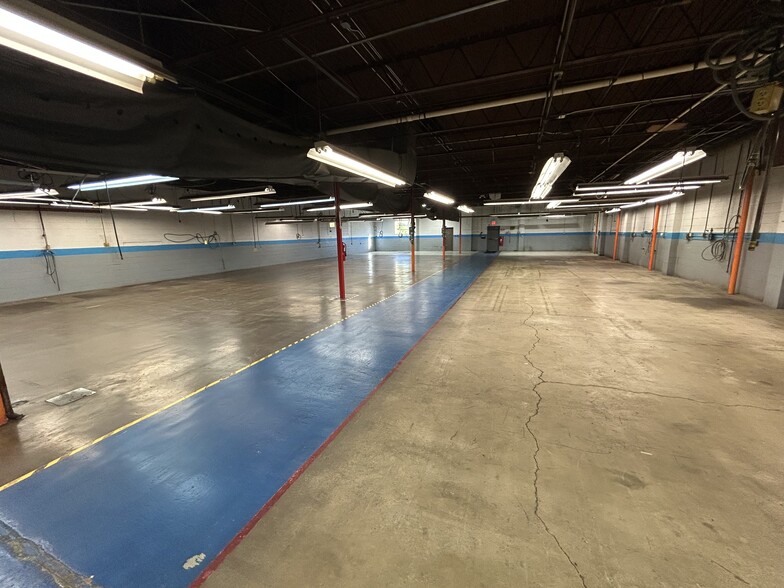 More Photos Of 600 N Irwin St, Dayton Manufacturing For Lease