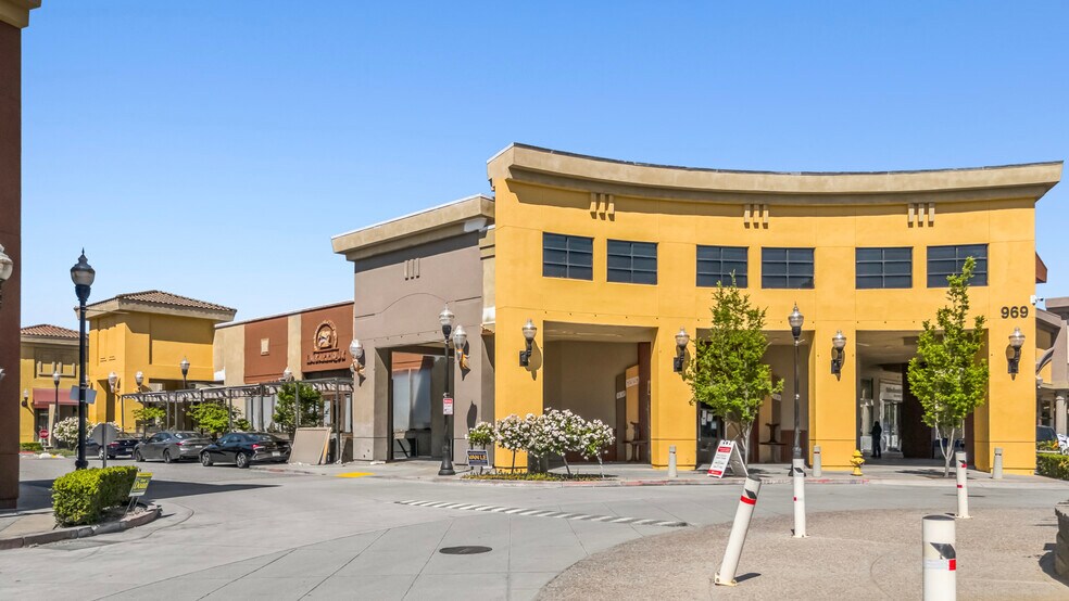 More Photos Of 969 Story Rd, San Jose General Retail For Sale