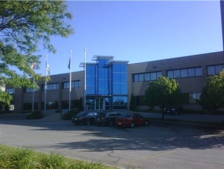 More Photos Of 55 Renfrew Dr, Markham Office For Sale