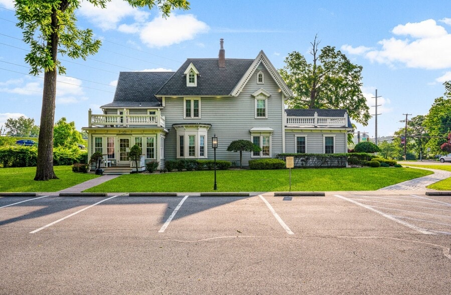 More Photos Of 892 Main St, Fishkill Office For Sale