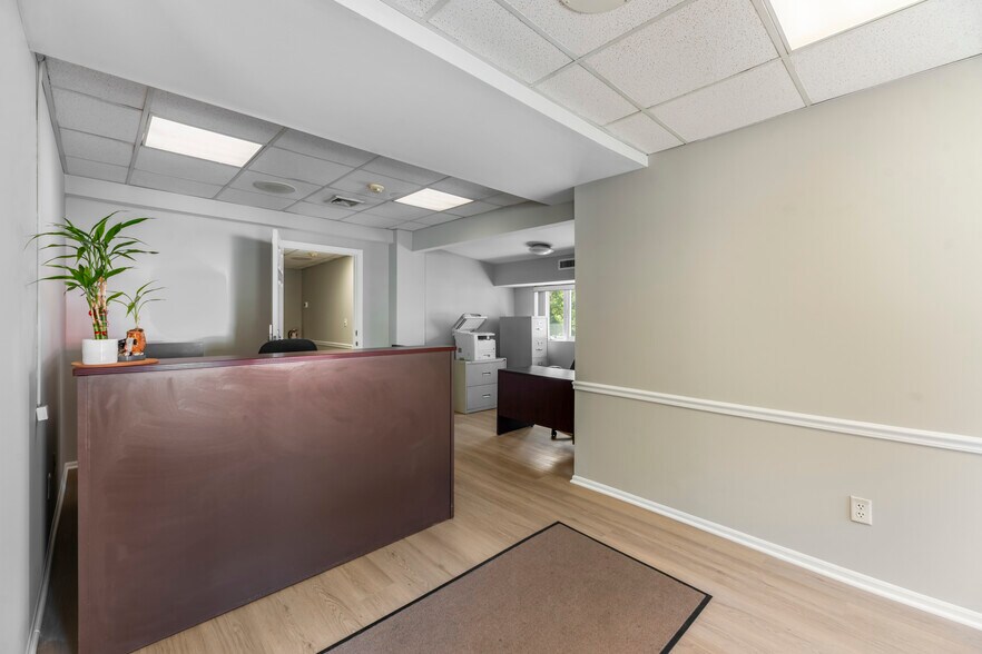 More Photos Of 533 Main St, Spotswood General Retail For Lease