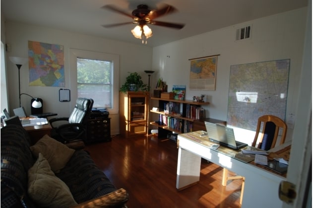 More Photos Of 5902 Irvington, Houston Office For Sale