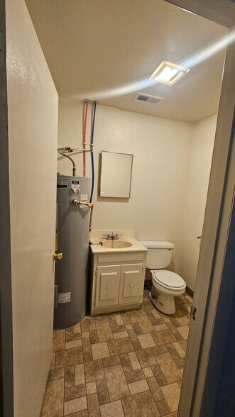 More Photos Of 2000 Auction Rd, Fallon General Retail For Lease