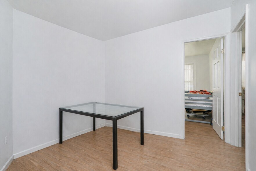 More Photos Of 174 Avenue O, Brooklyn Storefront Retail Residential For Sale