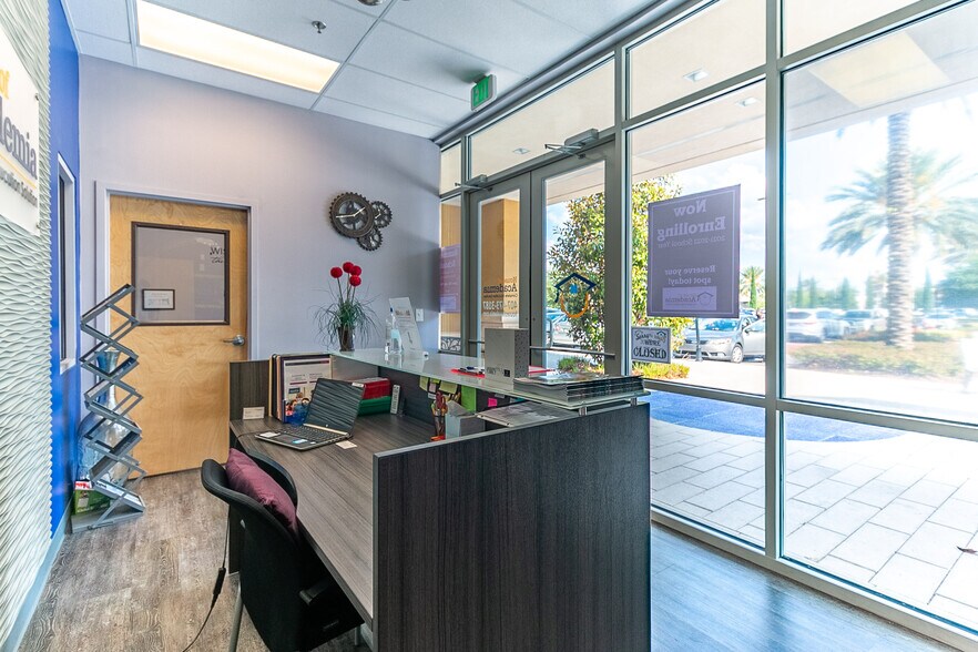 More Photos Of 6506 Old Brick Rd, Windermere General Retail For Lease