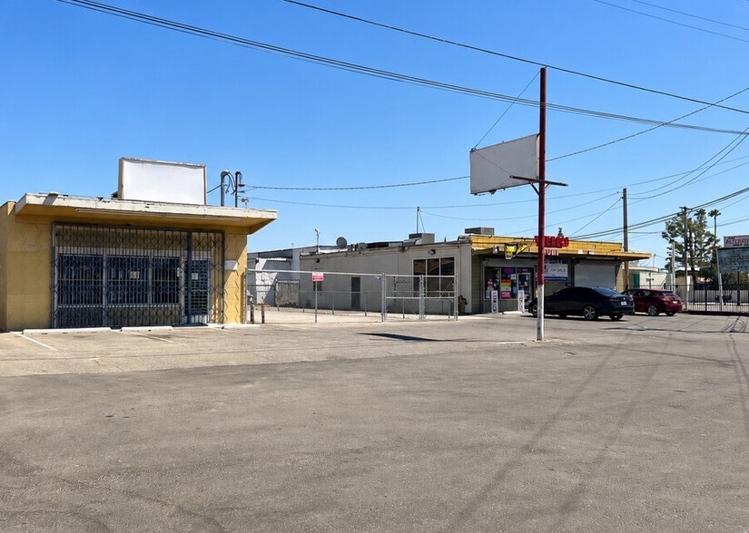 More Photos Of 2200 S Chester Ave, Bakersfield Freestanding For Sale