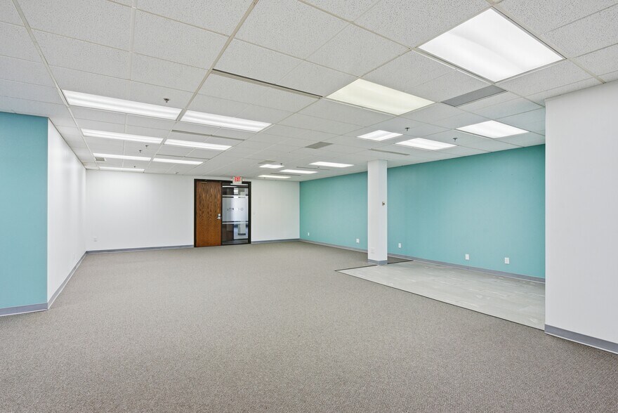 More Photos Of 8790 Governors Hill Dr, Cincinnati Office For Lease