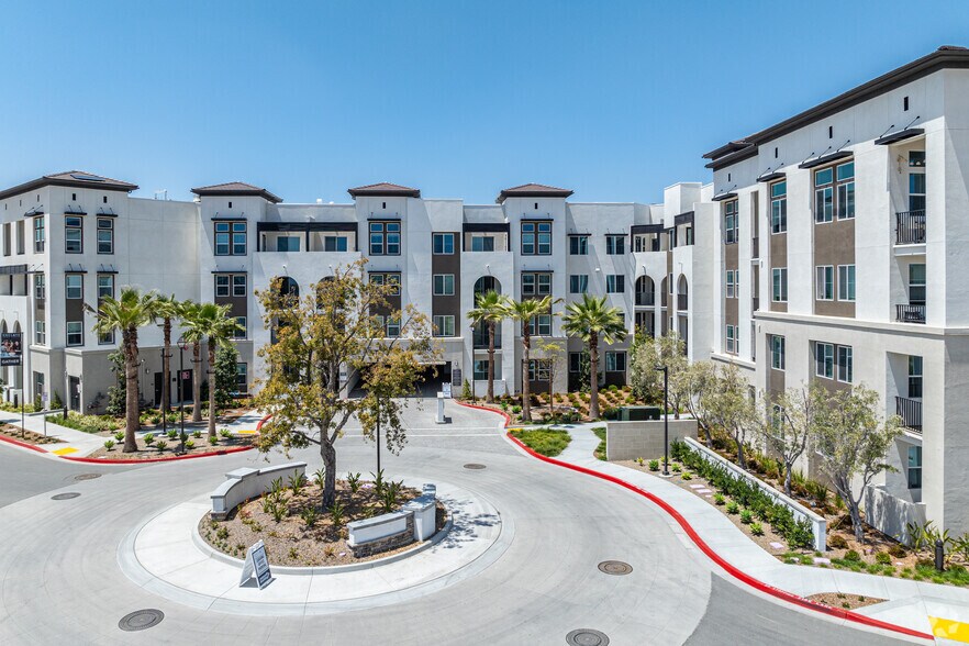 More Photos Of 1445 Town Center Dr, Chula Vista Apartments For Lease
