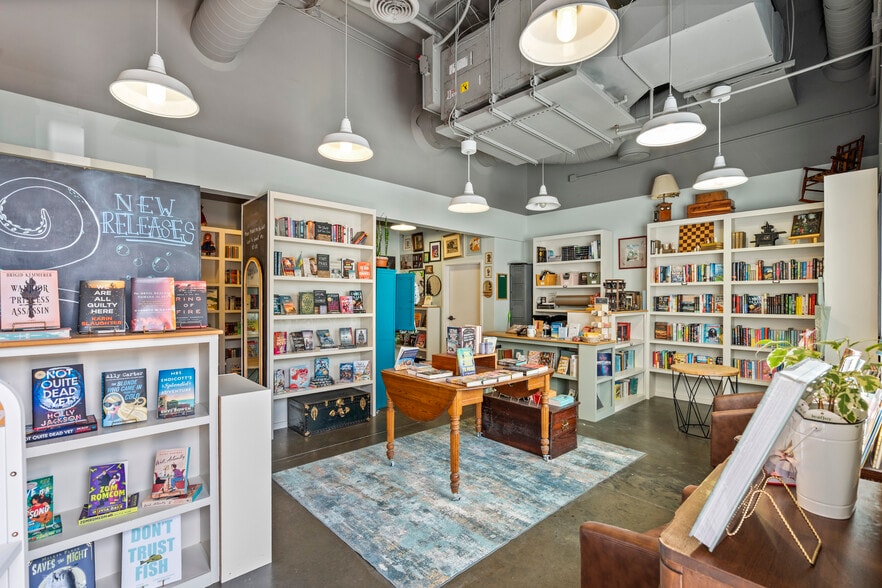 More Photos Of 158 Front St, Franklin Apartments For Sale