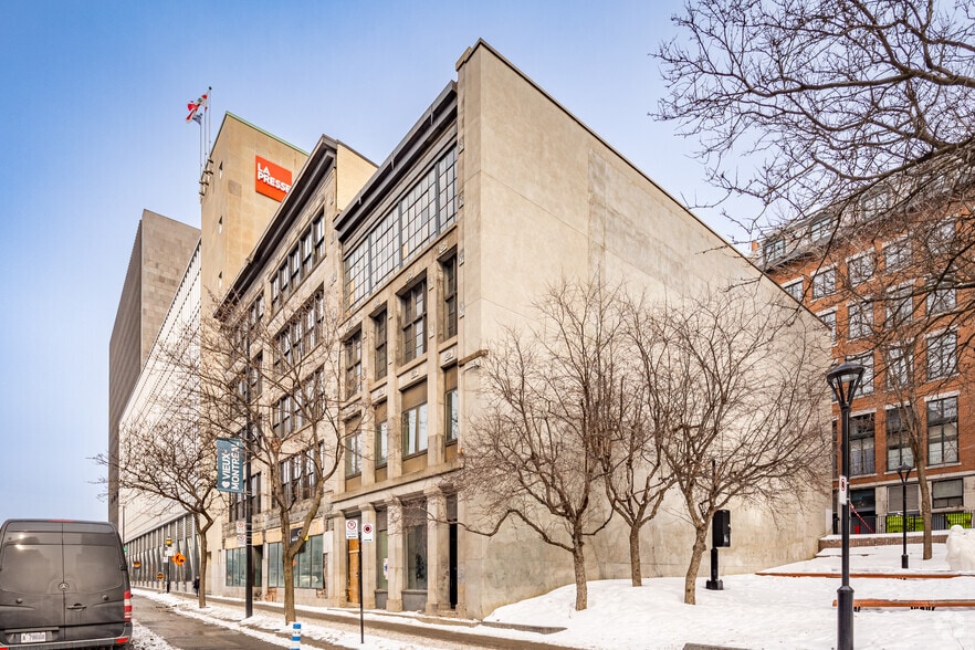 Primary Photo Of 44-54 Rue Saint-Antoine O, Montréal Office For Sale