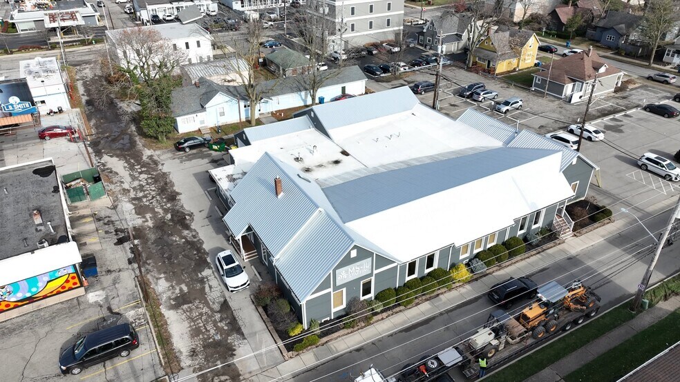 Primary Photo Of 710 E 64th St, Indianapolis Office For Lease
