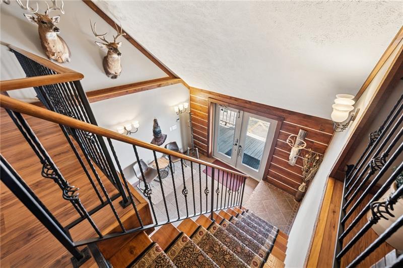 More Photos Of 208 W Mud Pike, Rockwood Office For Sale