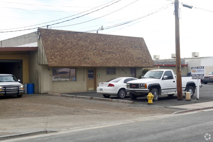 More Photos Of 915 S Center St, Mesa Service For Sale