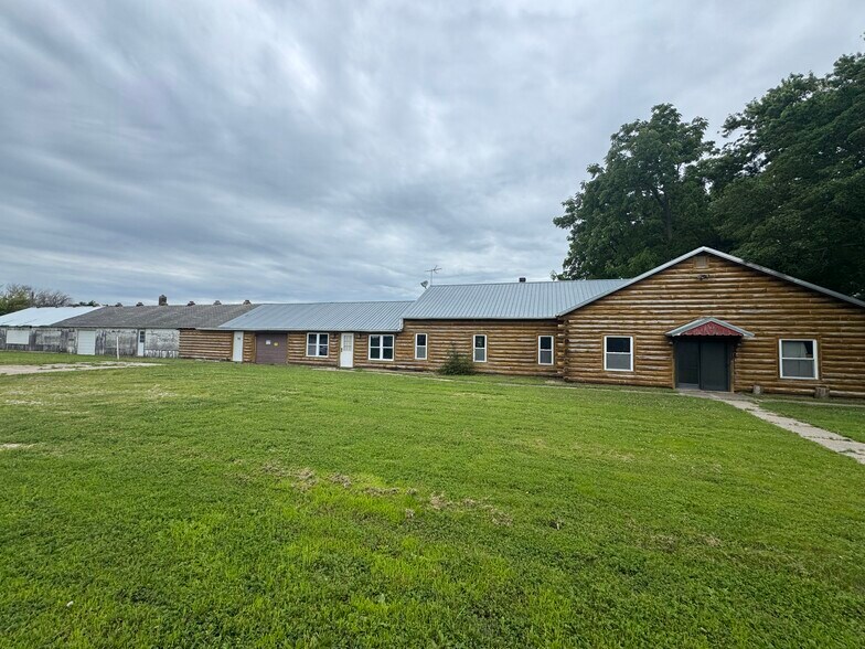 Primary Photo Of 21951 115th St, Iowa Falls Warehouse For Sale