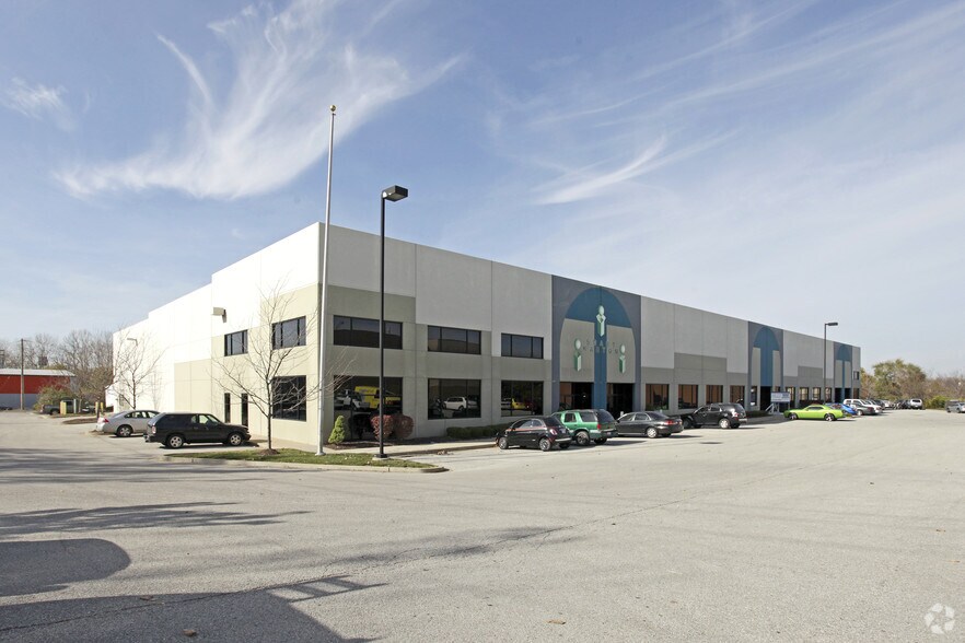 Primary Photo Of 157-165 Compass Point Dr, Saint Charles Warehouse For Lease