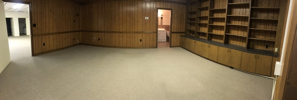 More Photos Of 2907 Fort Bragg Rd, Fayetteville Storefront Retail Office For Lease