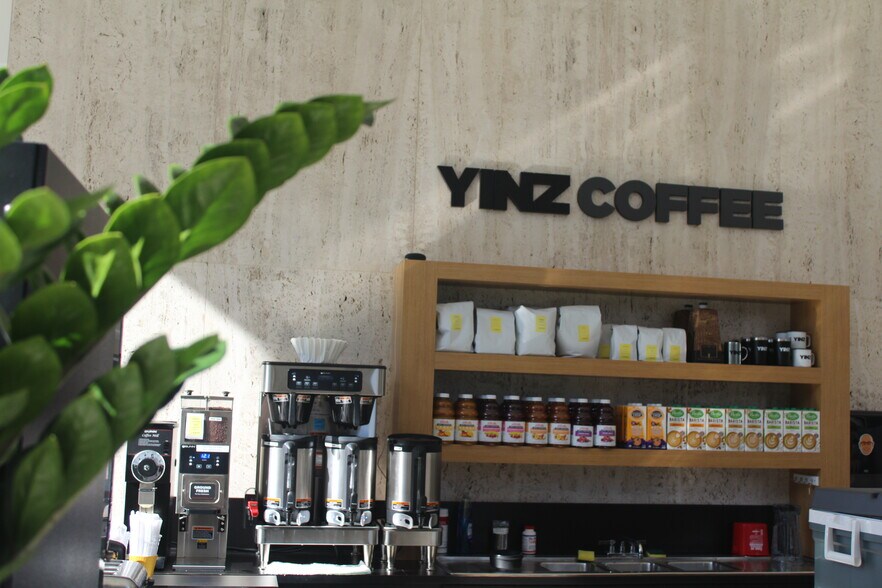 More Photos Of 11 Stanwix St, Pittsburgh Office For Lease