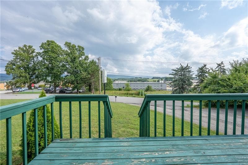More Photos Of 1575 Mission Rd, Latrobe Flex For Sale