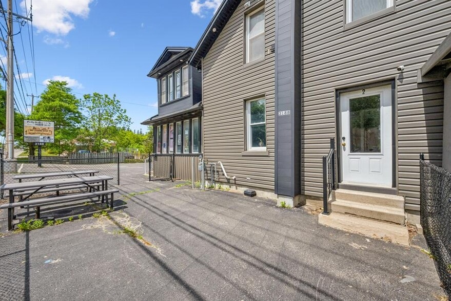 More Photos Of 3188 King St E, Kitchener Freestanding For Sale