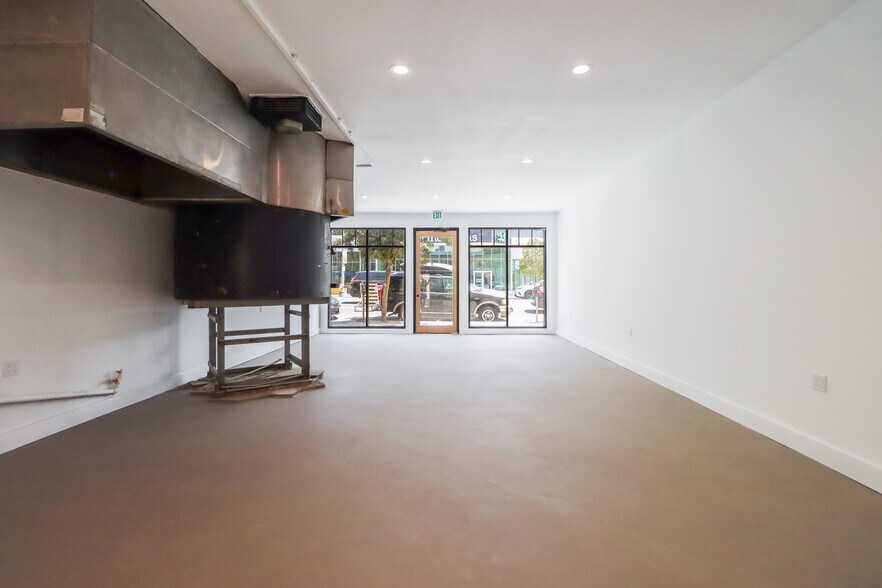 More Photos Of 4514-4518 Hollywood Blvd, Los Angeles Storefront Retail Residential For Lease