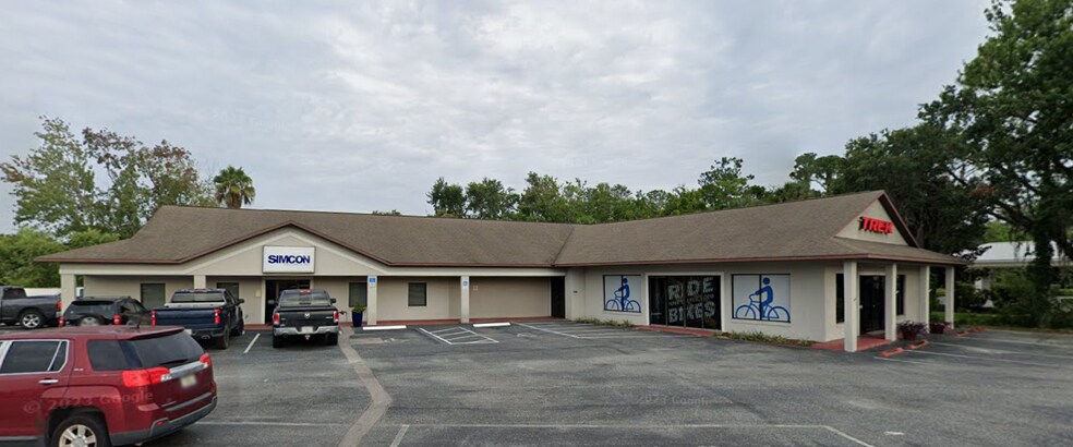 Primary Photo Of 100 W Burleigh Blvd, Tavares General Retail For Sale
