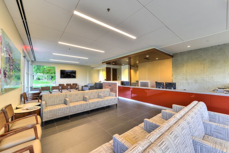 More Photos Of 4611 Centerview, San Antonio Medical For Sale