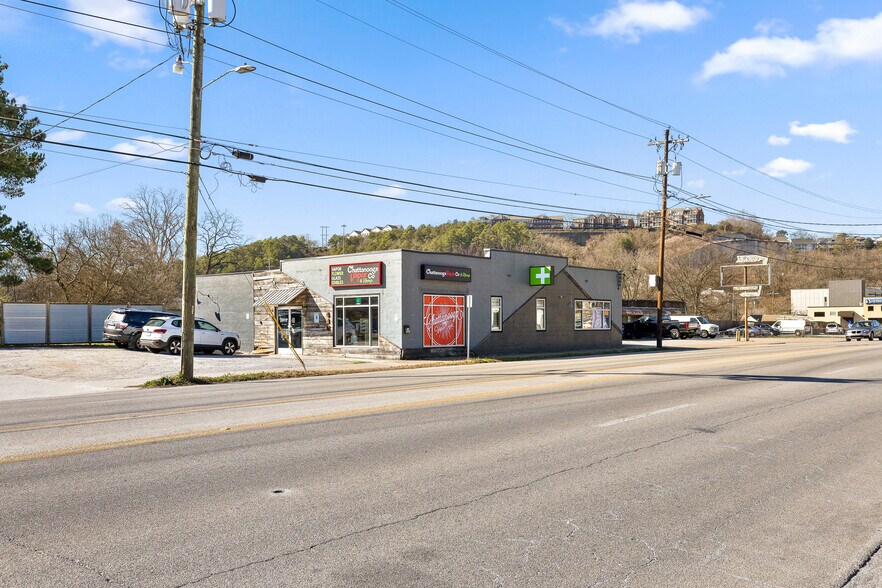 More Photos Of 442 Cherokee Blvd, Chattanooga Land For Sale