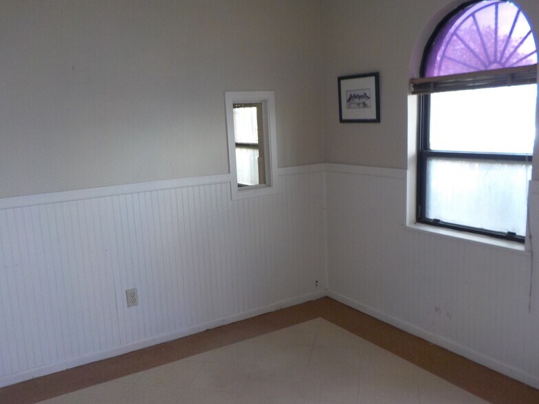 More Photos Of 13785 FM 3067, La Feria Loft Creative Space For Lease