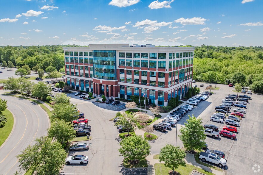 More Photos Of 10200 Forest Green Blvd, Louisville Coworking Space