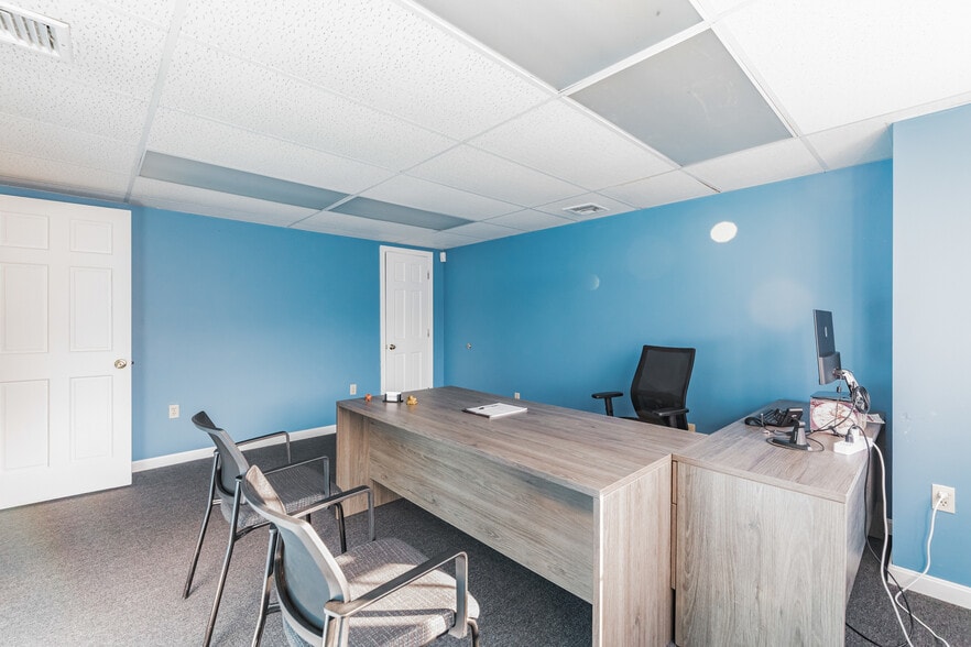 More Photos Of 34 Academy Hill Rd, Plainfield Office For Sale