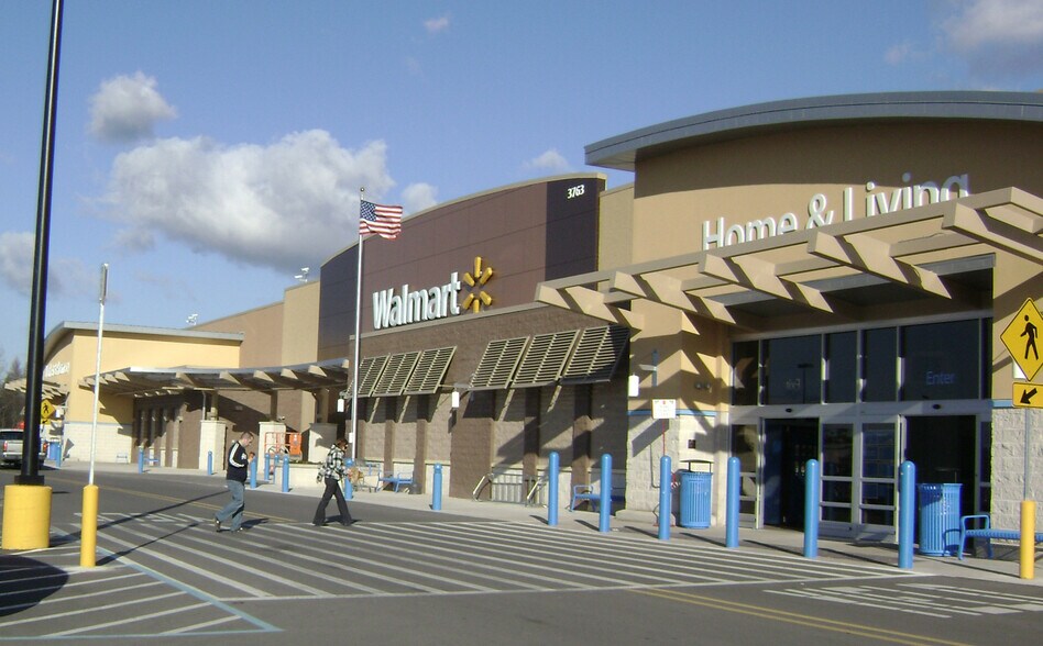 More Photos Of 400 US HWY 67, Midlothian Land For Lease