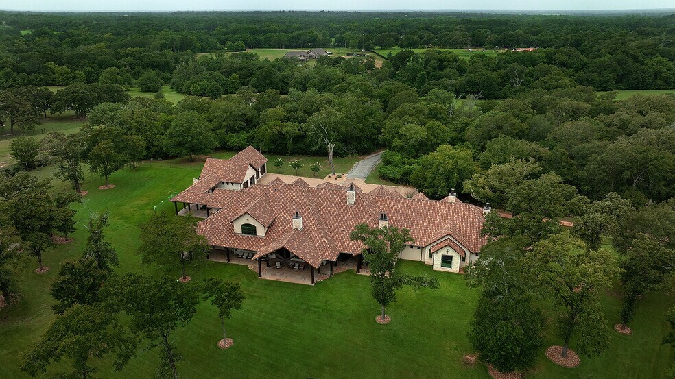 More Photos Of 40693 Center Hill Road rd, Hempstead Specialty For Sale