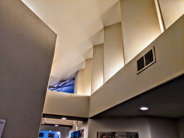 More Photos Of 3151 Airway Ave, Costa Mesa Medical For Lease