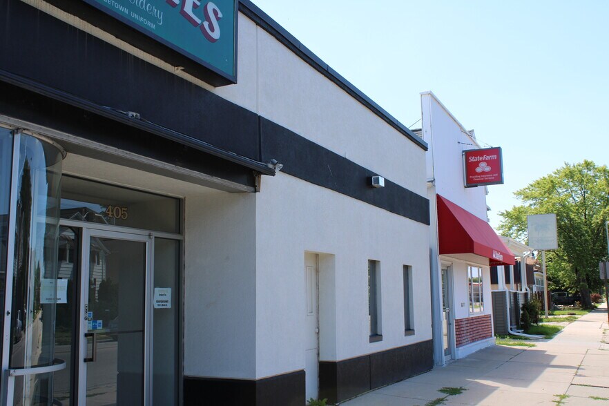 More Photos Of 407 S Main St, Fond Du Lac Storefront Retail Office For Lease