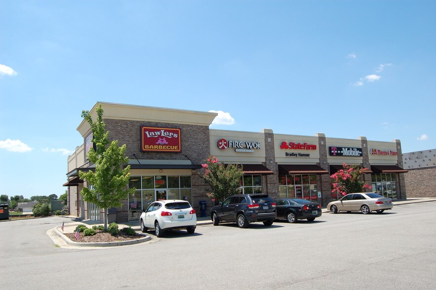 More Photos Of 11310 Memorial Pky SW, Huntsville Freestanding For Lease