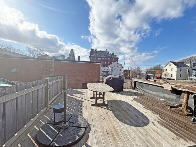 More Photos Of 770-772 Congress St, Portland Medical For Sale