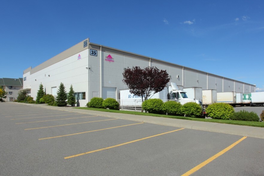 More Photos Of 3808 N Sullivan Rd, Spokane Valley Warehouse For Lease