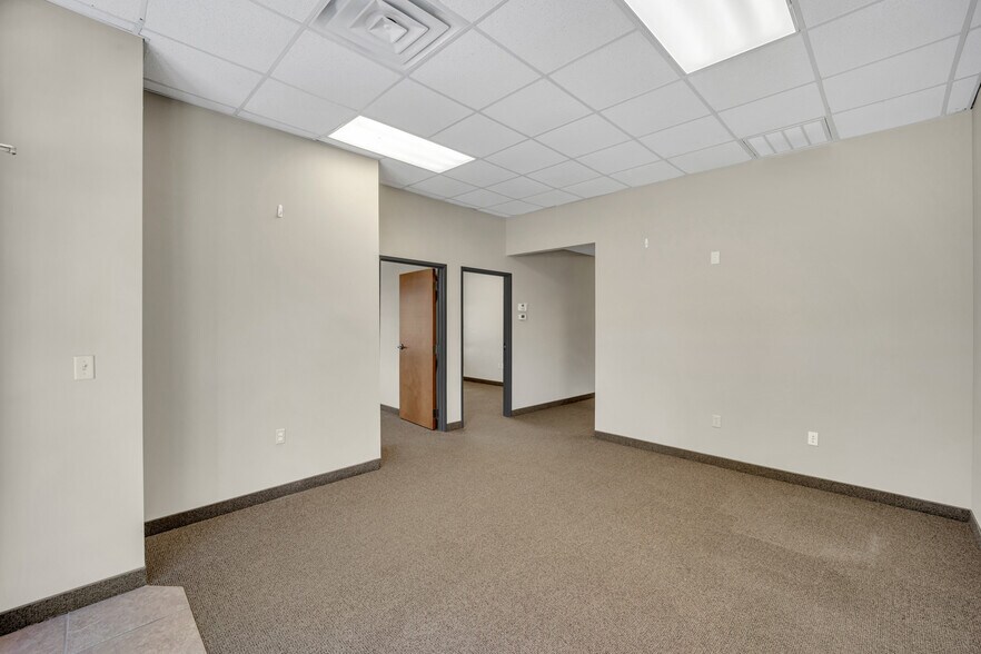 More Photos Of 1804 Owen Ct, Mansfield Light Distribution For Sale